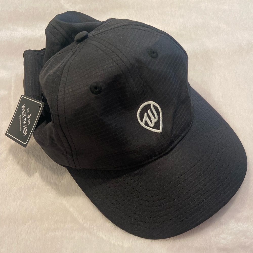 Black adjustable hat